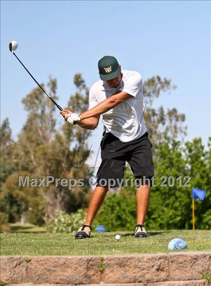 Thumbnail 1 in CIF Central Section Area Golf Championships photogallery.