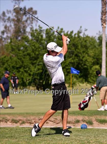 Thumbnail 2 in CIF Central Section Area Golf Championships photogallery.
