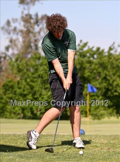 Thumbnail 2 in CIF Central Section Area Golf Championships photogallery.