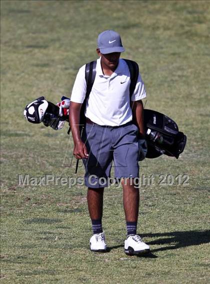 Thumbnail 3 in CIF Central Section Area Golf Championships photogallery.