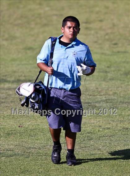 Thumbnail 2 in CIF Central Section Area Golf Championships photogallery.