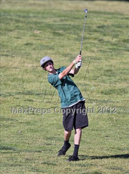 Thumbnail 1 in CIF Central Section Area Golf Championships photogallery.