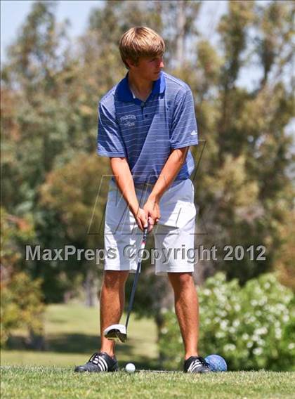 Thumbnail 1 in CIF Central Section Area Golf Championships photogallery.
