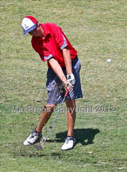 Thumbnail 1 in CIF Central Section Area Golf Championships photogallery.