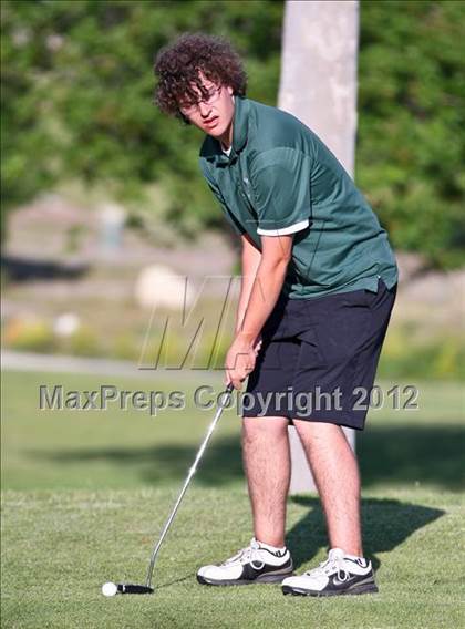 Thumbnail 2 in CIF Central Section Area Golf Championships photogallery.