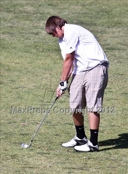 Thumbnail 1 in CIF Central Section Area Golf Championships photogallery.