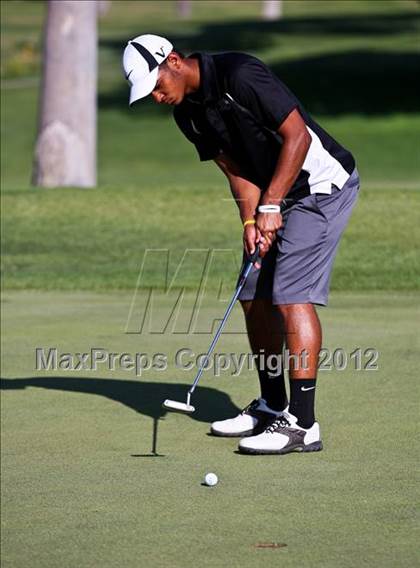 Thumbnail 1 in CIF Central Section Area Golf Championships photogallery.