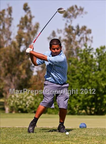 Thumbnail 2 in CIF Central Section Area Golf Championships photogallery.