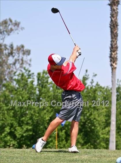Thumbnail 2 in CIF Central Section Area Golf Championships photogallery.
