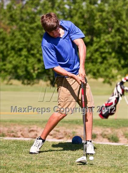 Thumbnail 1 in CIF Central Section Area Golf Championships photogallery.