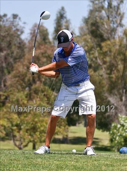 Thumbnail 2 in CIF Central Section Area Golf Championships photogallery.