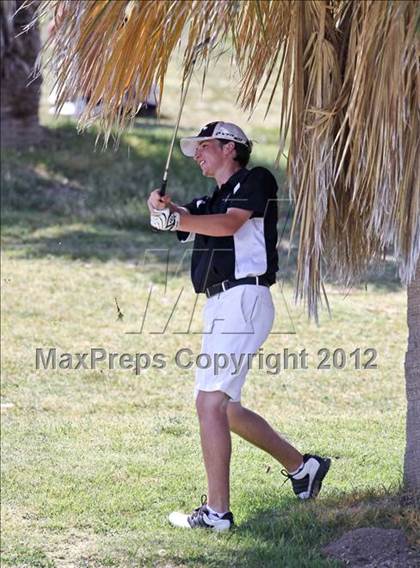 Thumbnail 2 in CIF Central Section Area Golf Championships photogallery.