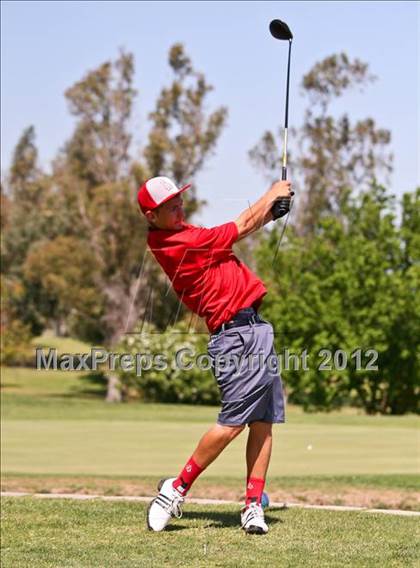 Thumbnail 1 in CIF Central Section Area Golf Championships photogallery.