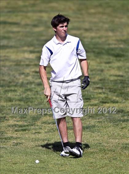 Thumbnail 1 in CIF Central Section Area Golf Championships photogallery.