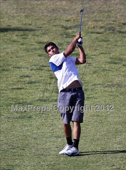 Thumbnail 2 in CIF Central Section Area Golf Championships photogallery.