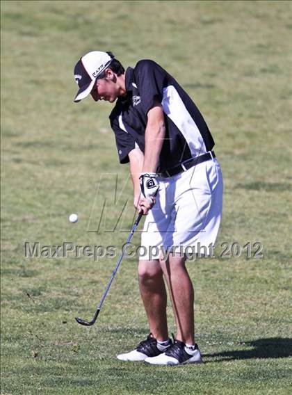 Thumbnail 1 in CIF Central Section Area Golf Championships photogallery.