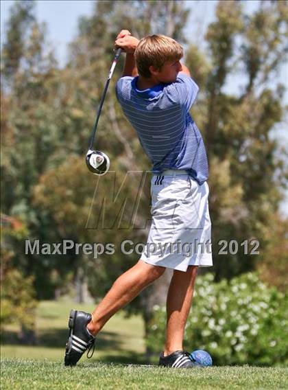 Thumbnail 1 in CIF Central Section Area Golf Championships photogallery.