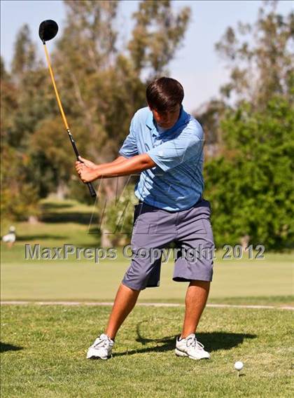 Thumbnail 1 in CIF Central Section Area Golf Championships photogallery.