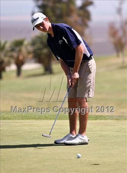 Thumbnail 1 in CIF Central Section Area Golf Championships photogallery.