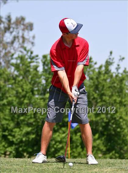 Thumbnail 2 in CIF Central Section Area Golf Championships photogallery.