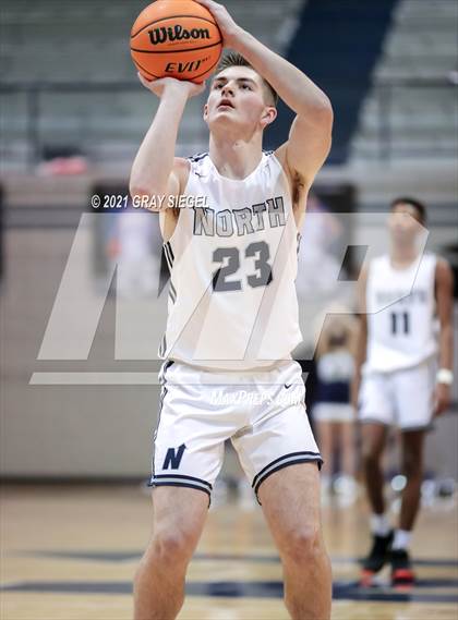 Thumbnail 1 in Mustang @ Edmond North photogallery.