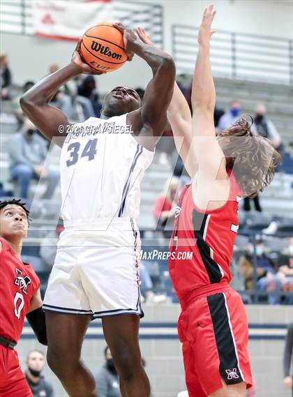 Thumbnail 3 in Mustang @ Edmond North photogallery.