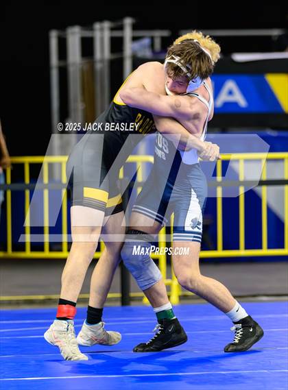 Thumbnail 2 in AIA Finals (Div 3 Qualifiers) photogallery.