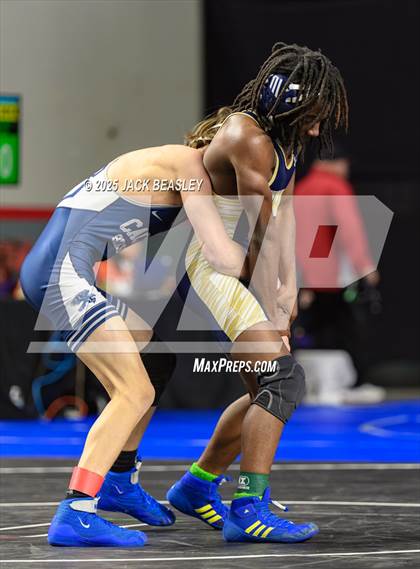 Thumbnail 1 in AIA Finals (Div 3 Qualifiers) photogallery.
