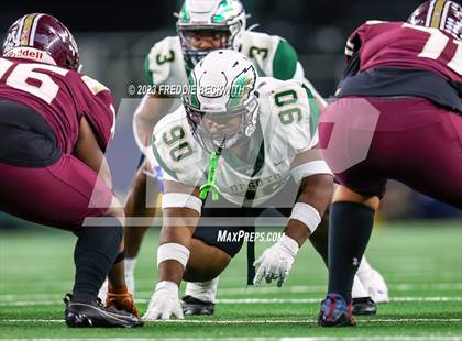 Thumbnail 1 in DeSoto vs. Summer Creek (UIL 6A D2 Football Final) photogallery.