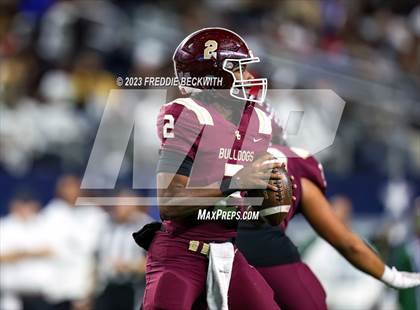 Thumbnail 1 in DeSoto vs. Summer Creek (UIL 6A D2 Football Final) photogallery.