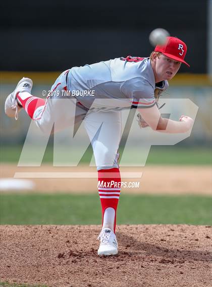 Thumbnail 3 in Regis Jesuit @ Mountain Vista photogallery.