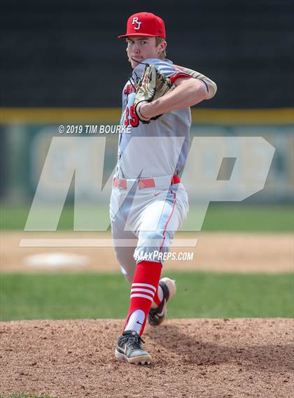 Thumbnail 3 in Regis Jesuit @ Mountain Vista photogallery.
