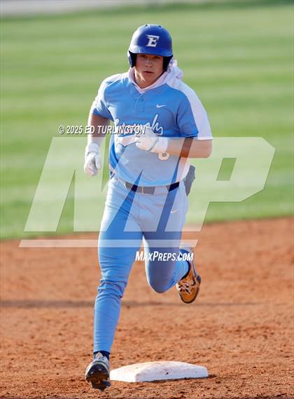 Thumbnail 3 in Walton @ Etowah photogallery.