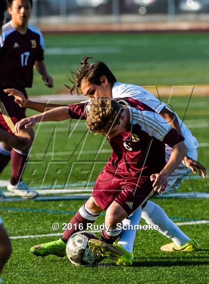 Thumbnail 1 in Point Loma vs. Bishop's (CIF San Diego Final) photogallery.