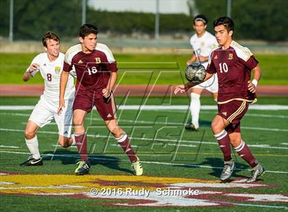 Thumbnail 3 in Point Loma vs. Bishop's (CIF San Diego Final) photogallery.