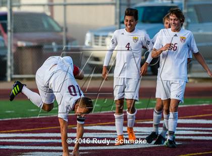 Thumbnail 3 in Point Loma vs. Bishop's (CIF San Diego Final) photogallery.