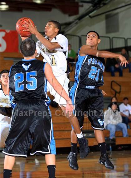 Thumbnail 2 in Rayburn vs. Pasadena Memorial (McDonald's Texas Invitational) photogallery.