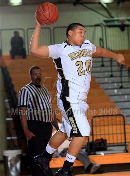 Thumbnail 1 in Rayburn vs. Pasadena Memorial (McDonald's Texas Invitational) photogallery.
