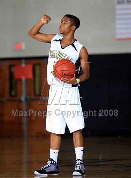 Thumbnail 2 in Rayburn vs. Pasadena Memorial (McDonald's Texas Invitational) photogallery.
