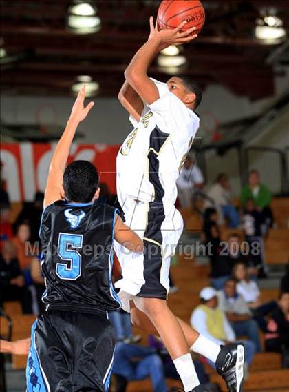 Thumbnail 1 in Rayburn vs. Pasadena Memorial (McDonald's Texas Invitational) photogallery.