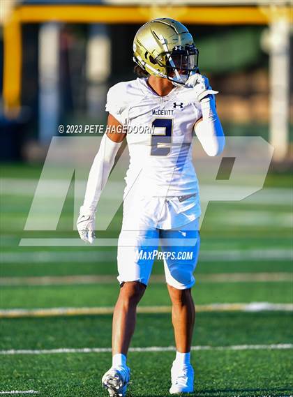 Thumbnail 3 in Bishop McDevitt @ DePaul Catholic photogallery.