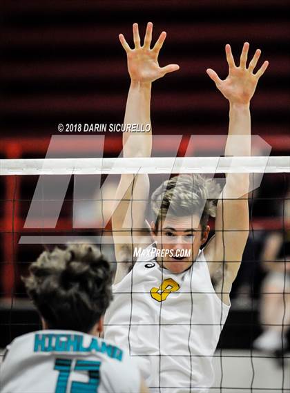 Thumbnail 3 in Highland vs. Gilbert (Brophy Invitational) photogallery.