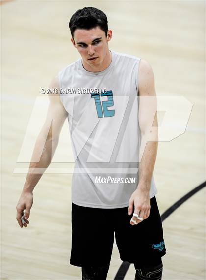 Thumbnail 3 in Highland vs. Gilbert (Brophy Invitational) photogallery.