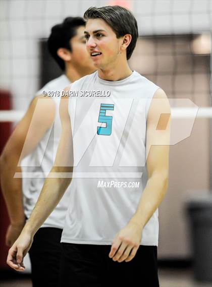 Thumbnail 2 in Highland vs. Gilbert (Brophy Invitational) photogallery.
