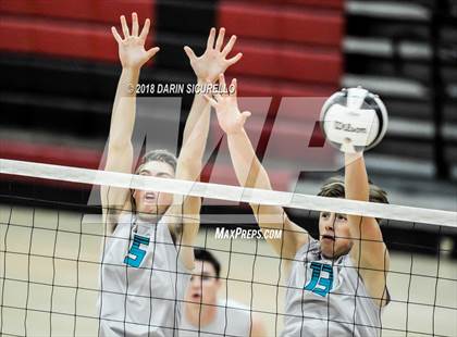 Thumbnail 2 in Highland vs. Gilbert (Brophy Invitational) photogallery.