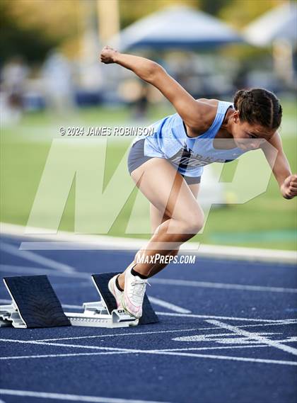 Thumbnail 2 in FHSAA 2A Finals (400 Meter Hurdles) photogallery.