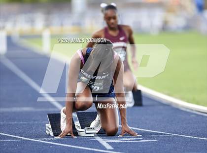 Thumbnail 1 in FHSAA 2A Finals (400 Meter Hurdles) photogallery.