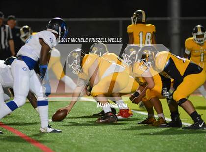 Thumbnail 3 in Crenshaw @ El Camino (CIF D4 AA Regional Final) photogallery.