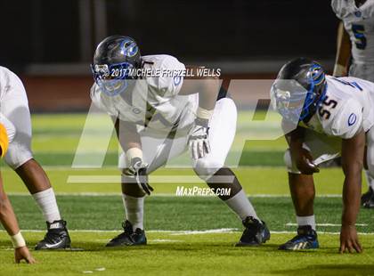 Thumbnail 2 in Crenshaw @ El Camino (CIF D4 AA Regional Final) photogallery.