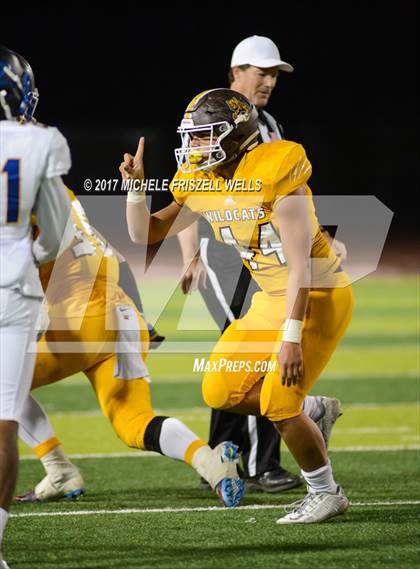 Thumbnail 3 in Crenshaw @ El Camino (CIF D4 AA Regional Final) photogallery.